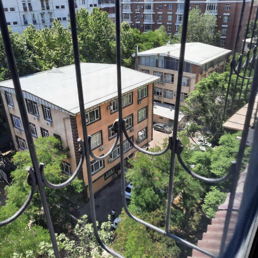 Apartment Tashkent 3 Bedrooms Ngoại thất bức ảnh